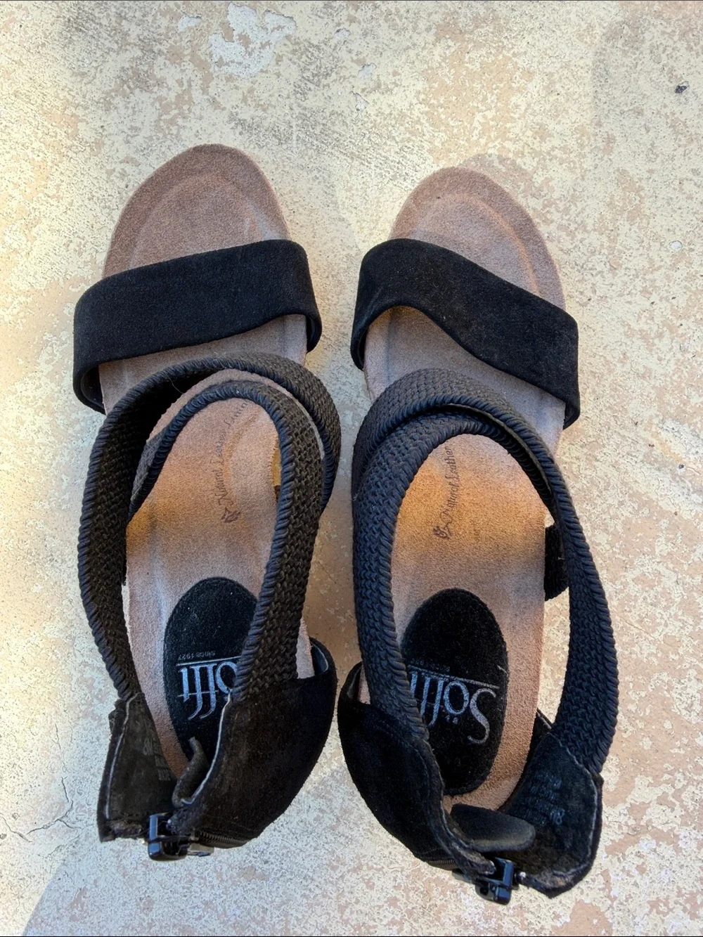Sofft Black Crisscross Elastic Wedge Sandals